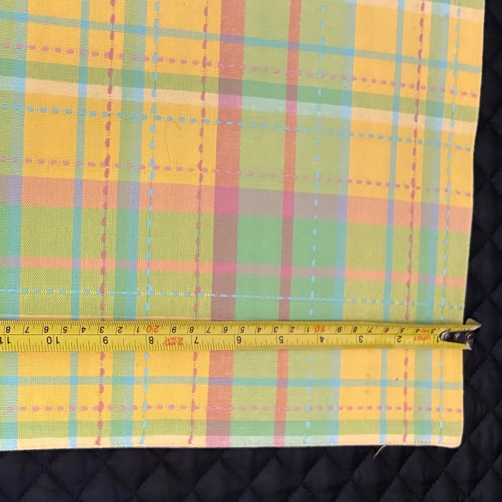 Pier 1 Set of 2 Reversible Plaid Placemats